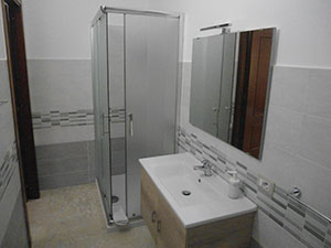 bagno primo piano